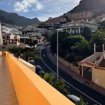 Crystal Chill , South Tenerife *