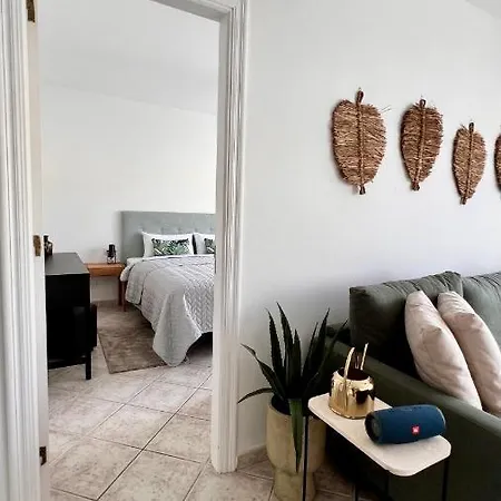 Crystal Chill , South Tenerife Apartamento *