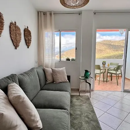 Crystal Chill , South Tenerife Costa Adeje (Tenerife)